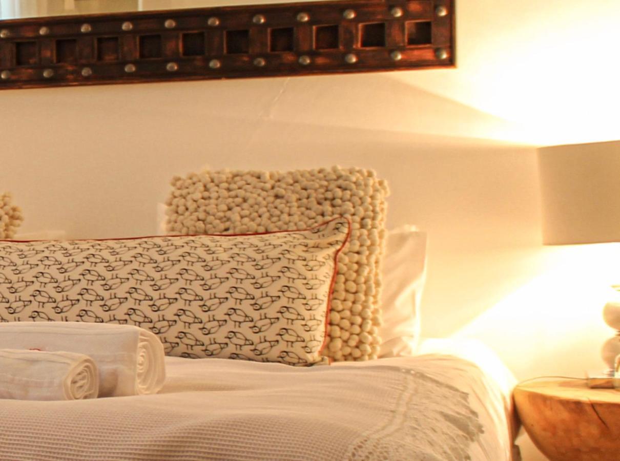 Alluring Self Catering 2 Bedroom Villa At Bokmakierie Villas Windhoek Buitenkant foto